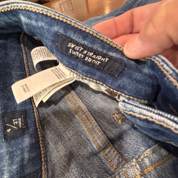 Two pair of Lucky Brand sweet straight jeans both  4/27 (ankle) - Picture 8 of 12